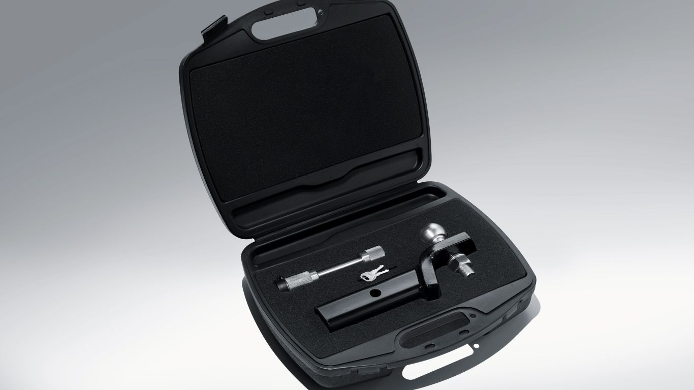 Towing Hitch - Air Suspension image
